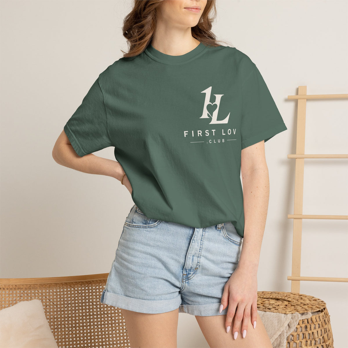 Minimalist Monogram Tee — Subtle "1L" Chest & Back Print