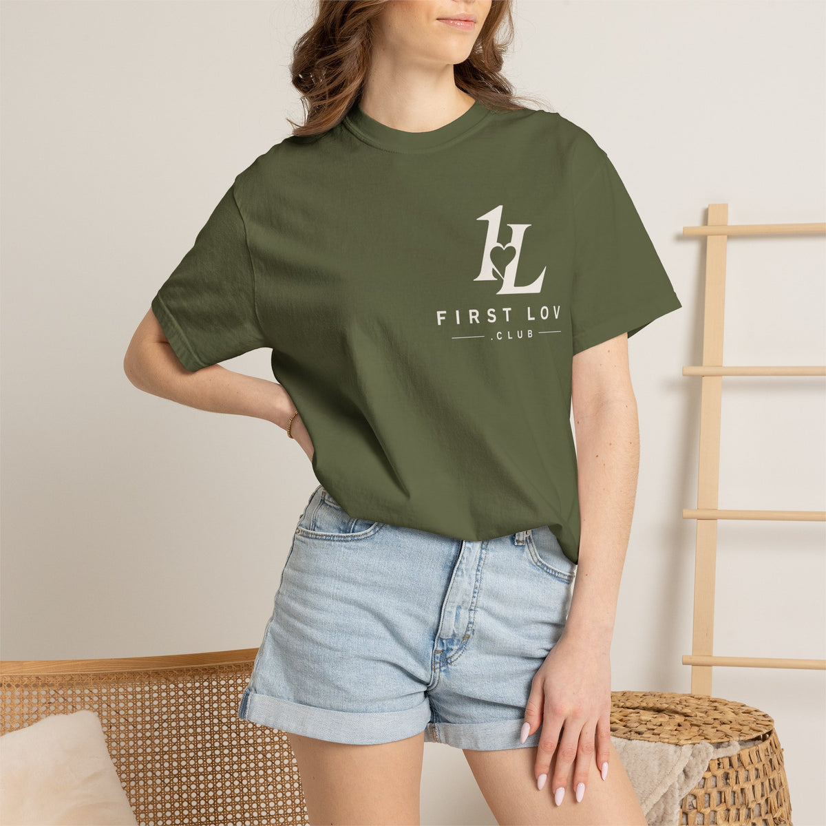 Minimalist Monogram Tee — Subtle "1L" Chest & Back Print