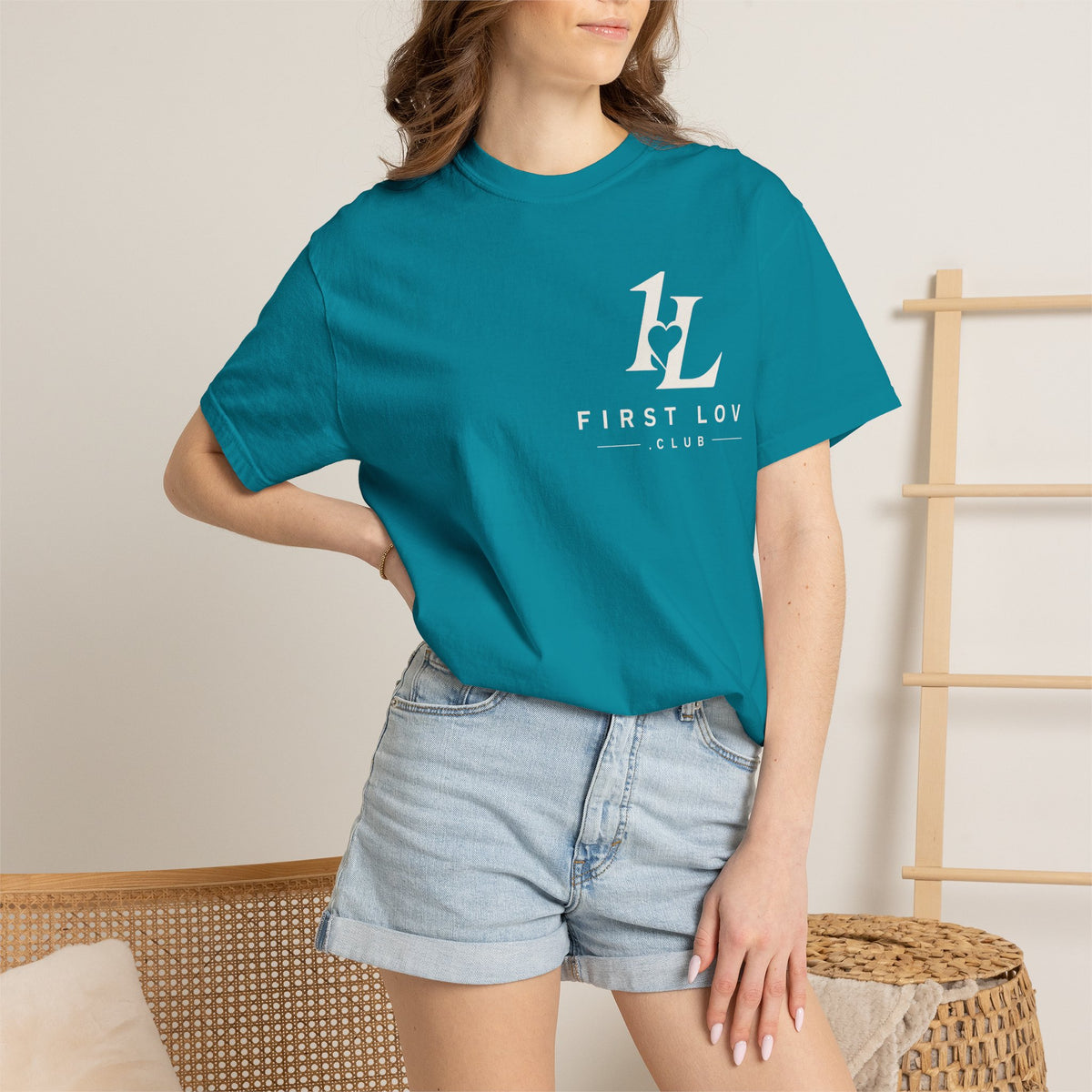 Minimalist Monogram Tee — Subtle "1L" Chest & Back Print