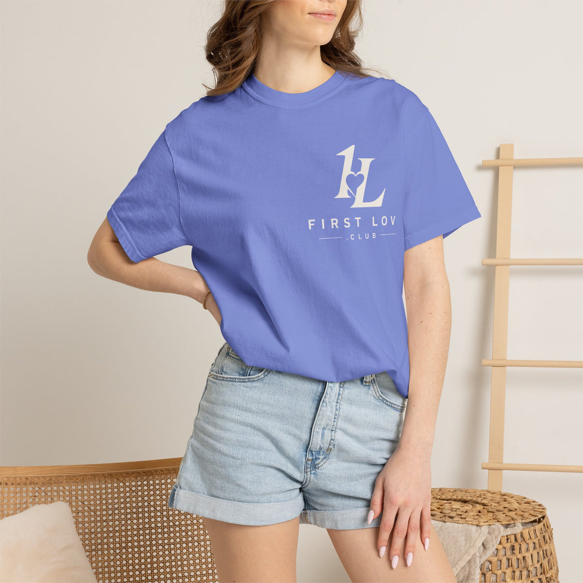 Minimalist Monogram Tee — Subtle "1L" Chest & Back Print